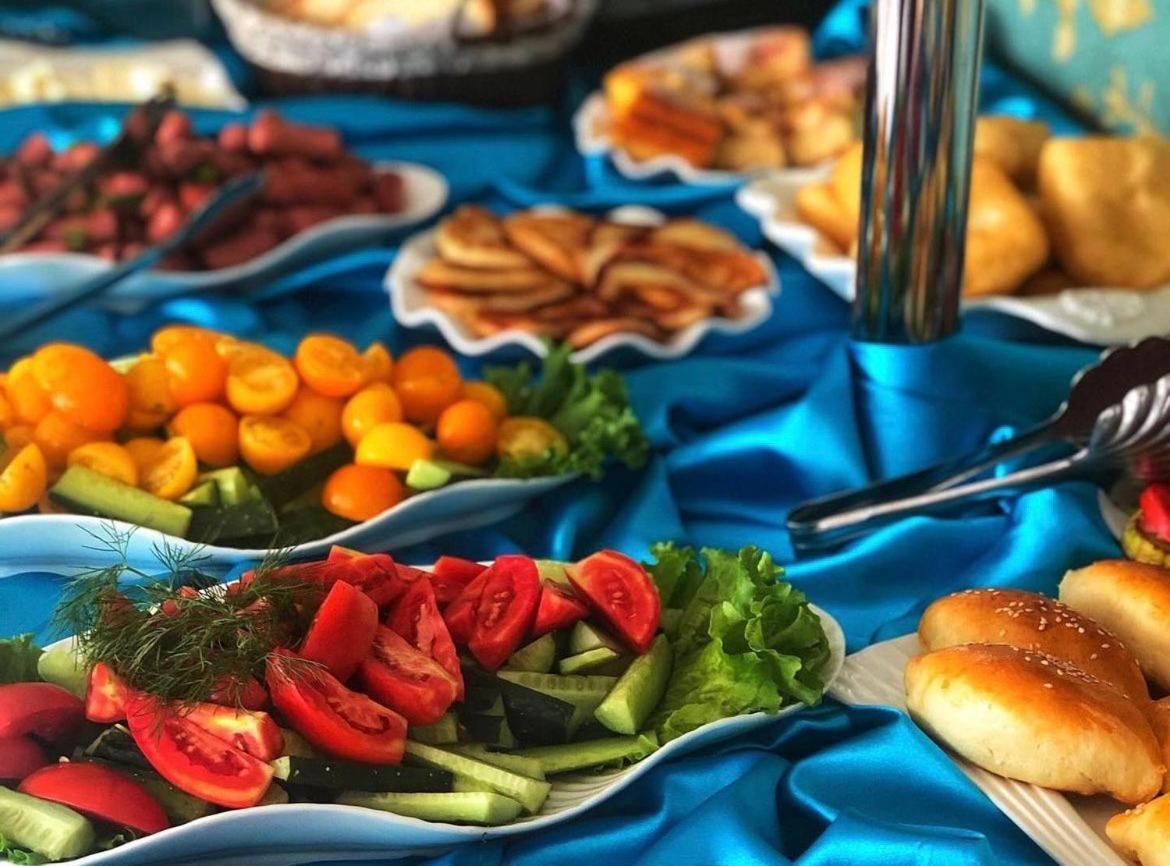 Гостиничный Комплекс Жеты Казына Zharkent ภายนอก รูปภาพ